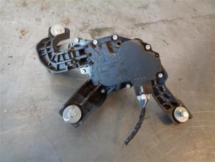Used Rear wiper motor Hyundai i10 1.0 12V Price on request offered by Autohandel-Smet Gebroeders NV