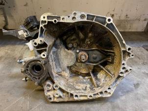 Used Gearbox Peugeot Partner (EF/EU) 1.5 BlueHDi 100 Price on request offered by Autohandel-Smet Gebroeders NV