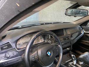 Używane Airbag set + dashboard BMW 5 serie (F10) 520d 16V Cena na żądanie oferowane przez Autohandel-Smet Gebroeders NV