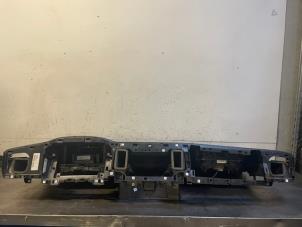 Used Dashboard Opel Vivaro 2.0 CDTI 122 Price on request offered by Autohandel-Smet Gebroeders NV