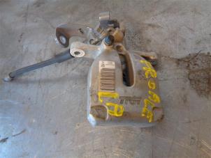 Used Rear brake calliper, left Toyota ProAce City Verso (BKY) 1.2 VVT-i 110 Price on request offered by Autohandel-Smet Gebroeders NV