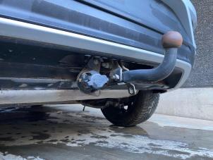 Used Towbar Volkswagen T-Roc 1.0 TSI 12V BlueMotion Price on request offered by Autohandel-Smet Gebroeders NV