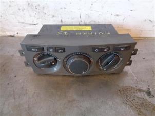 Used Air conditioning control panel Opel Antara (LA6) 2.2 CDTI 16V 4x4 Price on request offered by Autohandel-Smet Gebroeders NV