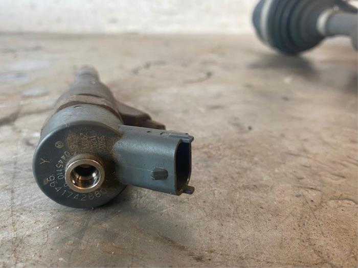 Usagé Injecteurs Peugeot Expert (G9) 1.6 HDi 90 Prix sur demande proposé par Autohandel-Smet Gebroeders NV