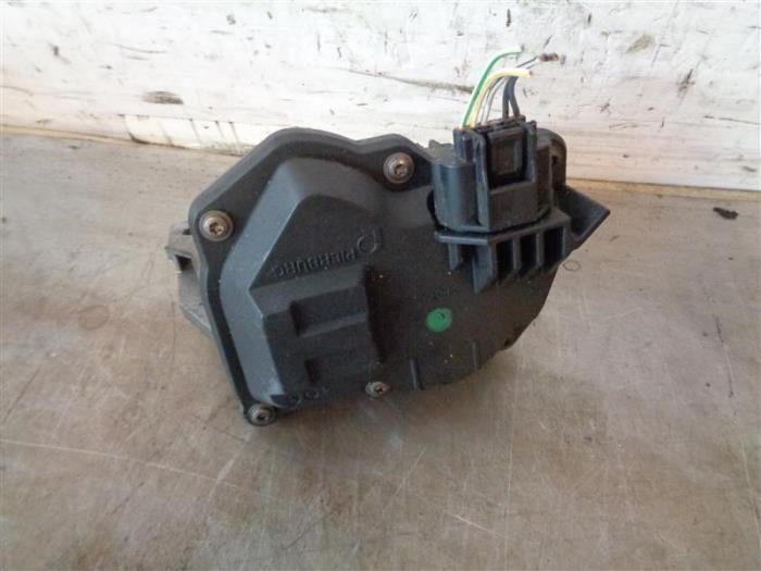 Used Throttle body Mercedes B (W246/W242) 1.5 B-180 CDI,d 16V Price on request offered by Autohandel-Smet Gebroeders NV
