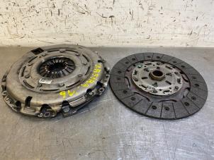 Used Clutch kit (complete) Opel Zafira Tourer (P12) 1.6 CDTI 16V ecoFLEX 136 Price on request offered by Autohandel-Smet Gebroeders NV