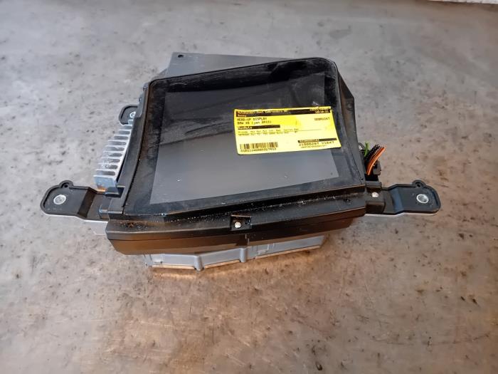 Gebrauchte Frontscheibenanzeige BMW X6 (E71/72) M50d 3.0 24V Preis auf Anfrage angeboten von Autohandel-Smet Gebroeders NV