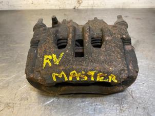 Used Front brake calliper, right Renault Master IV (FV) 2.3 dCi 125 16V FWD Price on request offered by Autohandel-Smet Gebroeders NV