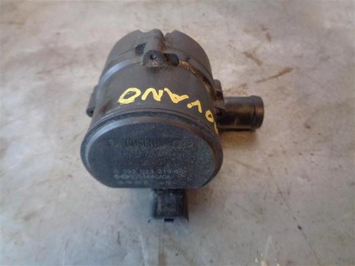 Begagnade Vattenpump Opel Movano 2.3 BiTurbo 16V FWD Pris på förfrågan erbjuds av Autohandel-Smet Gebroeders NV
