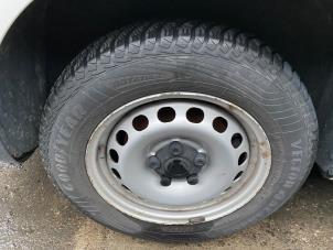Usagé Kit jantes + pneus d'hivers Volkswagen Caddy IV 1.0 TSI 12V Prix sur demande proposé par Autohandel-Smet Gebroeders NV
