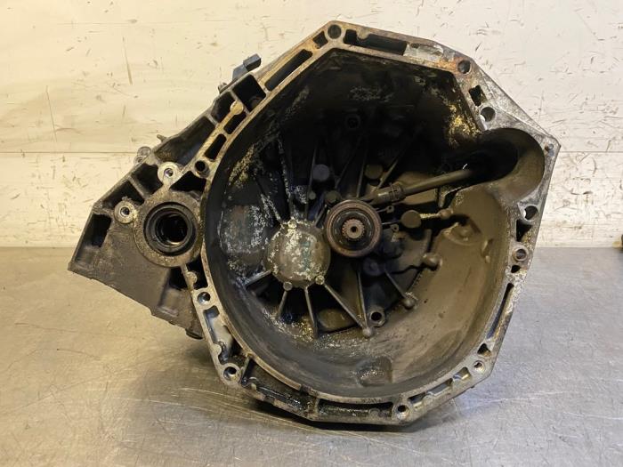 Gebrauchte Getriebe Renault Megane Scenic Preis auf Anfrage angeboten von Autohandel-Smet Gebroeders NV