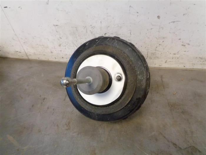 Usados Servofreno Opel Astra J (PC6/PD6/PE6/PF6) 1.7 CDTi 16V 110 Precio de solicitud ofrecido por Autohandel-Smet Gebroeders NV