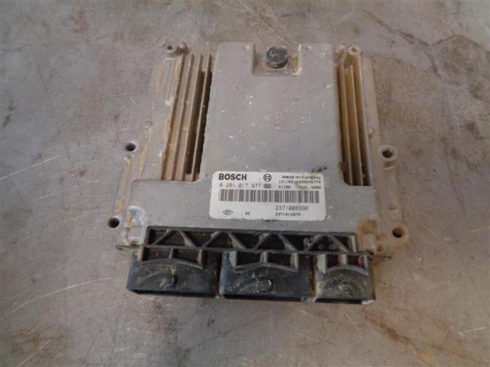 Used Engine management computer Renault Master III (FV) 2.3 dCi 145 16V RWD Price on request offered by Autohandel-Smet Gebroeders NV