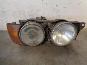 Used Headlight, right BMW 3 serie (E30/2) 320i Price on request offered by Autohandel-Smet Gebroeders NV