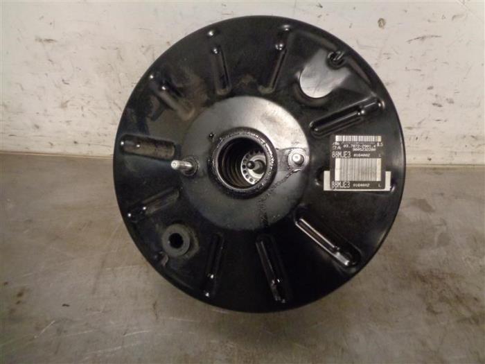 Usagé Servo frein Citroen Jumpy 2.0 Blue HDI 180 Prix sur demande proposé par Autohandel-Smet Gebroeders NV