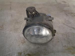 Used Fog light, front right Citroen Jumpy 2.0 Blue HDI 180 Price on request offered by Autohandel-Smet Gebroeders NV