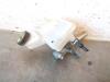 Master cylinder from a Ford Fiesta 7, 2017 / 2023 1.1 Ti-VCT 12V 85, Hatchback, Petrol, 1.084cc, 63kW (86pk), FWD, XYJD, 2018-01 2019