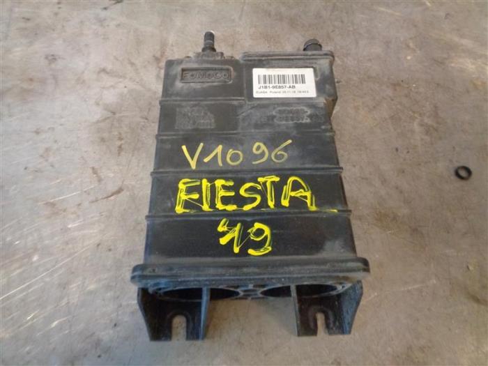 Porte fusible d'un Ford Fiesta 7 1.1 Ti-VCT 12V 85 2019