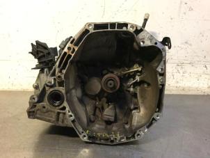 Used Gearbox Mercedes Citan (415.6) 1.5 109 CDI Price on request offered by Autohandel-Smet Gebroeders NV