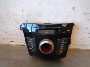 Used Air conditioning control panel Ssang Yong XLV 1.6 e-XDi 16V 2WD Price on request offered by Autohandel-Smet Gebroeders NV