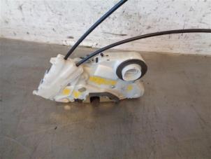 Used Front door lock mechanism 4-door, right Toyota Verso S 1.33 16V Dual VVT-I Price on request offered by Autohandel-Smet Gebroeders NV