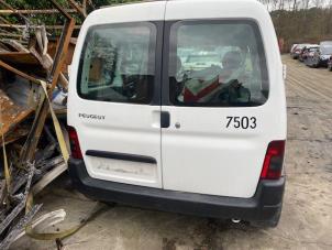 Used Minibus/van rear door Peugeot Partner 1.9D Price on request offered by Autohandel-Smet Gebroeders NV