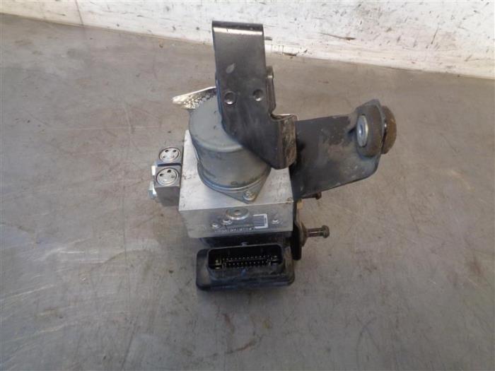 Gebrauchte ABS Pumpe Mercedes GL (X166) 5.5 GL 63 AMG V8 32V 4-Matic Preis auf Anfrage angeboten von Autohandel-Smet Gebroeders NV