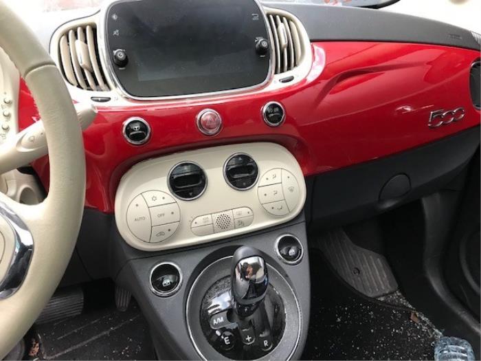 Airbag set + dashboard van een Fiat 500 (312) 1.2 69 2017