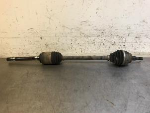 Used Front drive shaft, right Mercedes GL (X166) 5.5 GL 63 AMG V8 32V 4-Matic Price on request offered by Autohandel-Smet Gebroeders NV