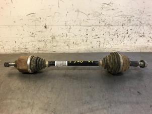 Used Front drive shaft, left Peugeot 308 SW (L4/L9/LC/LJ/LR) 1.2 12V e-THP PureTech 130 Price on request offered by Autohandel-Smet Gebroeders NV