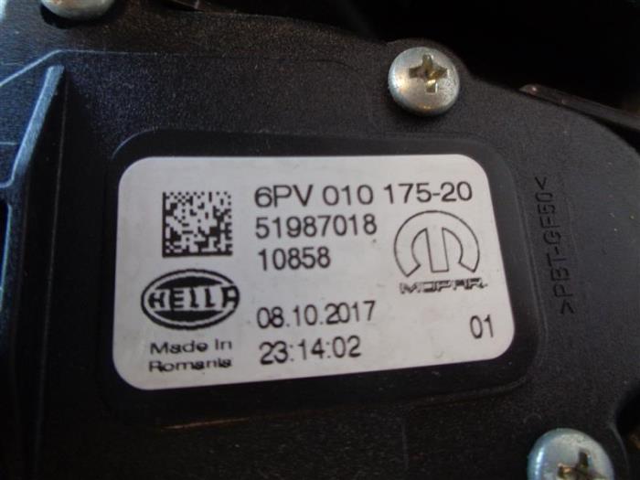 Zestaw pedalów z Fiat Tipo (356H/357H) 1.4 16V 2018