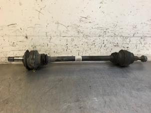 Used Drive shaft, rear right Mercedes GL (X166) 5.5 GL 63 AMG V8 32V 4-Matic Price on request offered by Autohandel-Smet Gebroeders NV