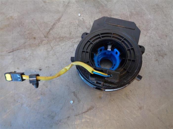 Begagnade Styrvinkelsensor Hyundai i20 1.4i 16V Pris på förfrågan erbjuds av Autohandel-Smet Gebroeders NV