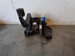 Used Set of pedals Fiat Ducato (250) 2.3 D 130 Multijet Price on request offered by Autohandel-Smet Gebroeders NV