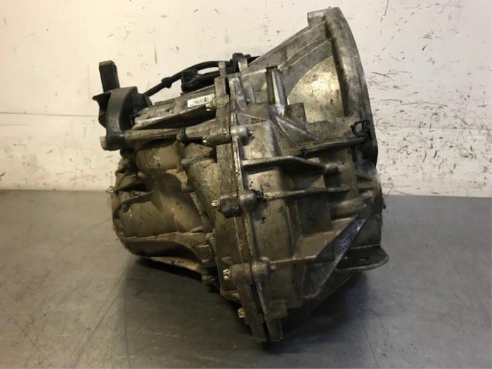 Getriebe Opel Movano Combi 2.3 CDTi 16V FWD - 95513768 M9T716 M73 