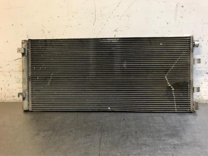 Gebrauchte Klima Kondensor Opel Movano Combi 2.3 CDTi 16V FWD Preis auf Anfrage angeboten von Autohandel-Smet Gebroeders NV