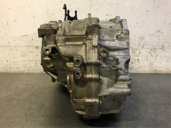 Gearbox Volvo V40 2.0 D2 16V - TF71SC 2818885 TF71SC