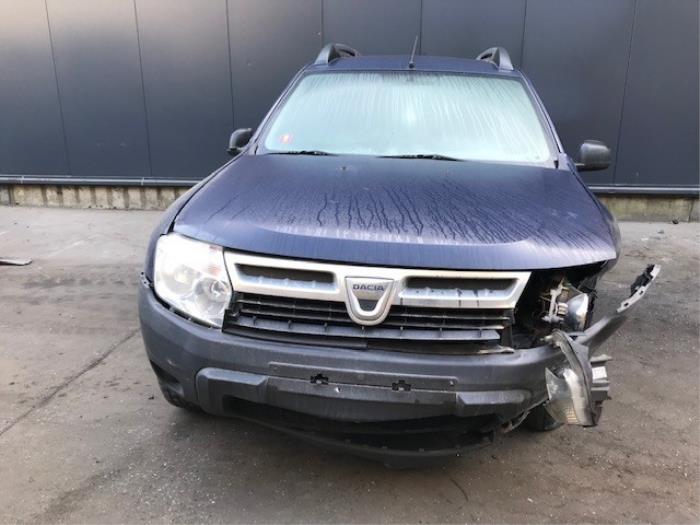 Używane Maska Dacia Duster (HS) 1.6 16V Hi-Flex Cena na żądanie oferowane przez Autohandel-Smet Gebroeders NV