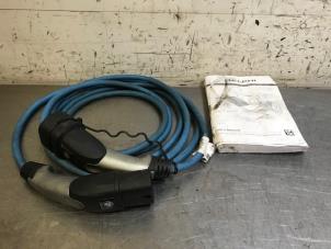 Used Hybrid charging cable BMW 5 serie (G30) 530e iPerformance xDrive Price on request offered by Autohandel-Smet Gebroeders NV