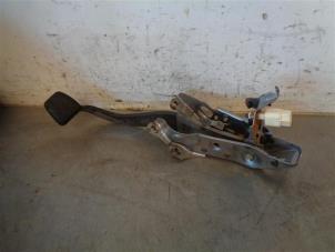 Used Clutch pedal Toyota Auris Touring Sports (E18) 1.6 D-4D-F 16V Price on request offered by Autohandel-Smet Gebroeders NV