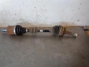 Used Front drive shaft, right Nissan Qashqai (J11) 1.5 dCi 115 Price on request offered by Autohandel-Smet Gebroeders NV