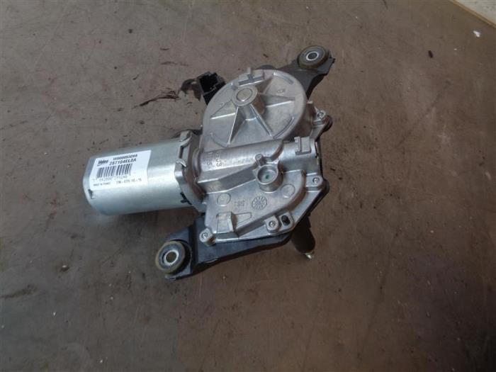 Rear wiper motor from a Nissan Qashqai (J11) 1.5 dCi 115 2019