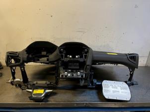 Usagé Airbag set + dashboard Ford Focus 3 Wagon 1.0 Ti-VCT EcoBoost 12V 100 Prix sur demande proposé par Autohandel-Smet Gebroeders NV