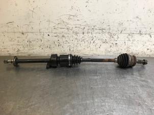 Used Front drive shaft, right BMW Mini One/Cooper (R50) 1.6 16V One Price on request offered by Autohandel-Smet Gebroeders NV