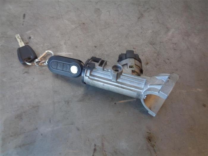 Peugeot Boxer Ignition locks + keys stock