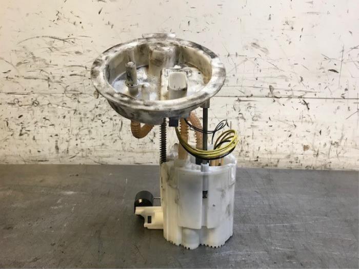 Usagé Pompe d'injection BMW 1 serie (F20) 116d 1.5 12V TwinPower Prix sur demande proposé par Autohandel-Smet Gebroeders NV