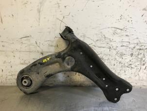 Used Front wishbone, right Volkswagen Polo V (6R) 1.2 12V BlueMotion Technology Price on request offered by Autohandel-Smet Gebroeders NV
