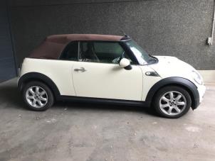 Used Front wing, right Mini Mini Open (R57) 1.6 16V Cooper Price on request offered by Autohandel-Smet Gebroeders NV