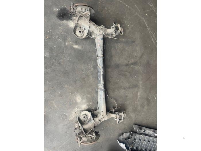Gebrauchte Hinterachse Vorderradantrieb Peugeot Partner Tepee (7A/B/C/D/E/F/G/J/P/S) 1.6 BlueHDi 100 Preis auf Anfrage angeboten von Autohandel-Smet Gebroeders NV