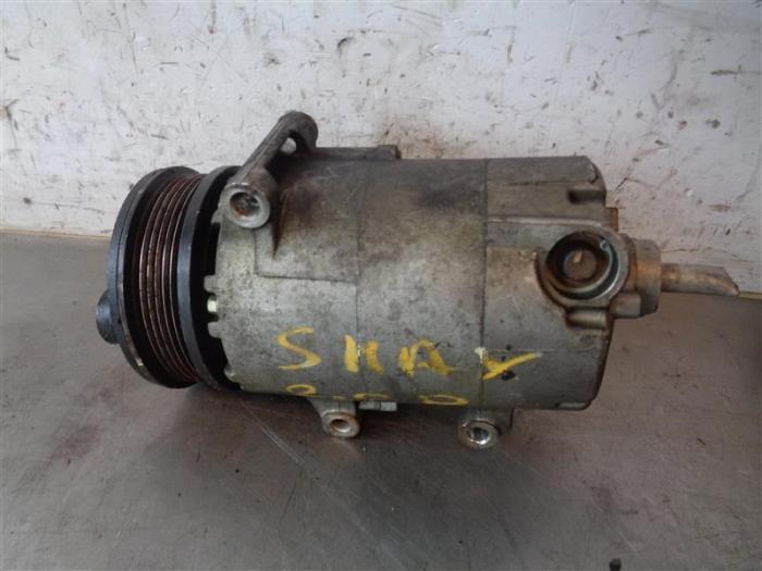 Air conditioning pump from a Ford S-Max